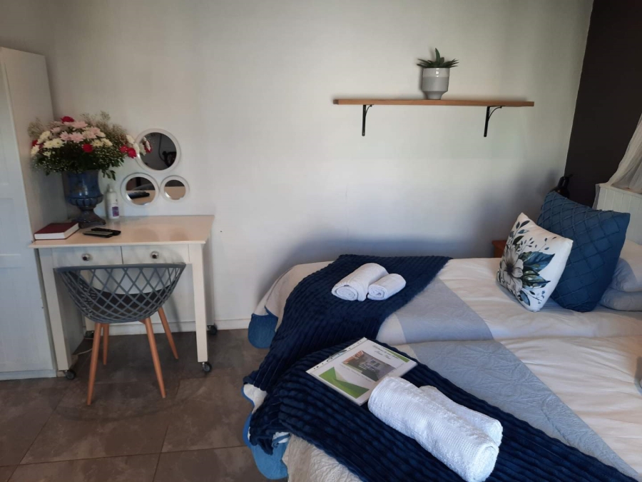 8 Bedroom Property for Sale in Summerstrand Eastern Cape